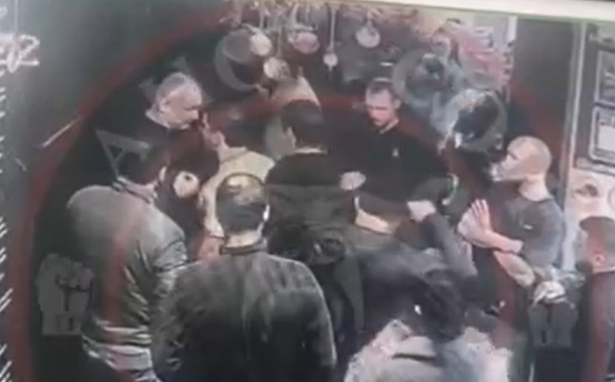 Беспредел в Уссурийске: охранник клуба избит, нападавшие еще на свободе Беспредел в Уссурийске: охранник клуба избит, нападавшие еще на свободе
