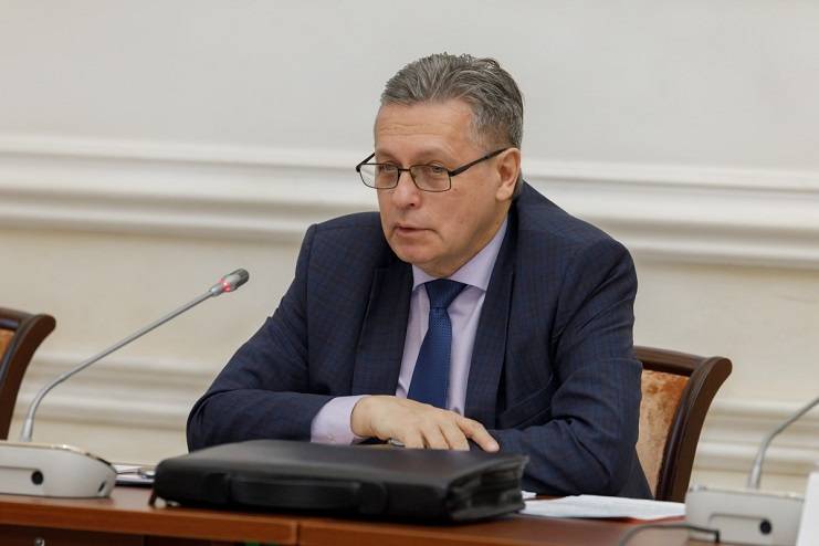 Рифат Сабитов предложил вопросы повышения социальной эффективности медиаиндустрии обсудить с участниками медиарынка Рифат Сабитов предложил вопросы повышения социальной эффективности медиаиндустрии обсудить с участниками медиарынка