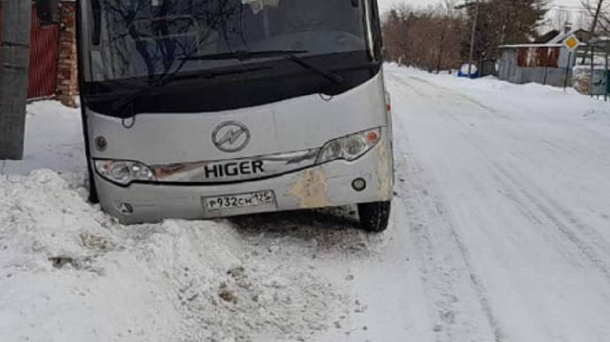 Водитель пассажирского автобуса сбежал с места ДТП в Приморье Водитель пассажирского автобуса сбежал с места ДТП в Приморье