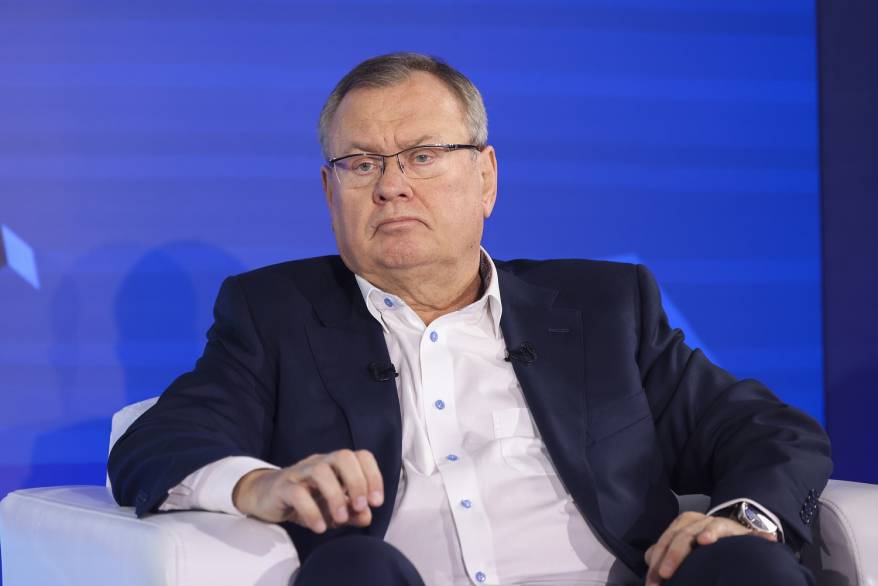Глава ВТБ спрогнозировал снижение ключевой ставки в этом году Глава ВТБ спрогнозировал снижение ключевой ставки в этом году