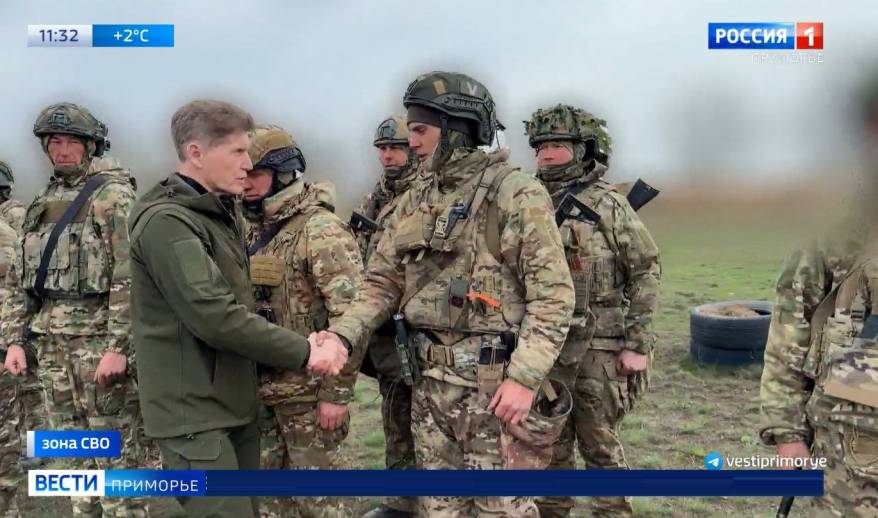 Приморским бойцам в зону СВО передали крупную партию вооружения
