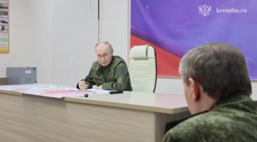 Путин поблагодарил приморских морпехов и десантников за успехи в Курской области
