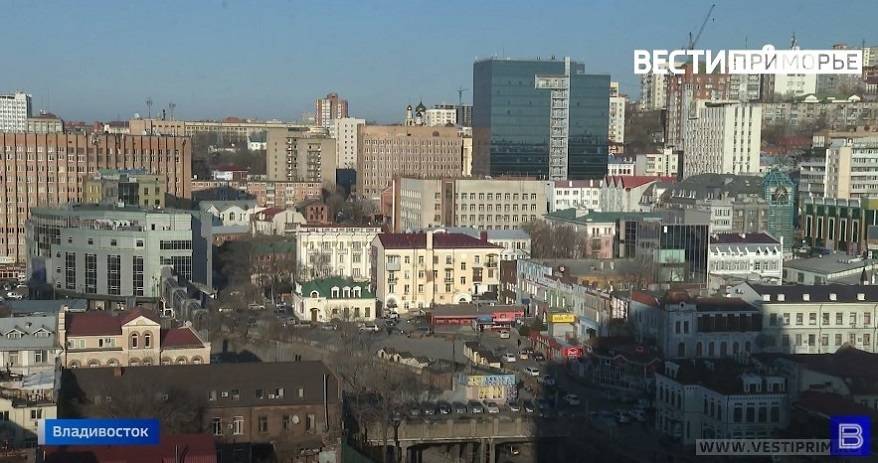 «Выписывают штраф»: вещи жителей Владивостока вывозят на полигон «Выписывают штраф»: вещи жителей Владивостока вывозят на полигон