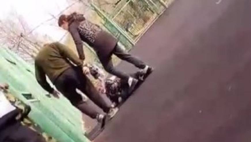 Семейная пара избила чужого мальчика, отомстив за своего сына