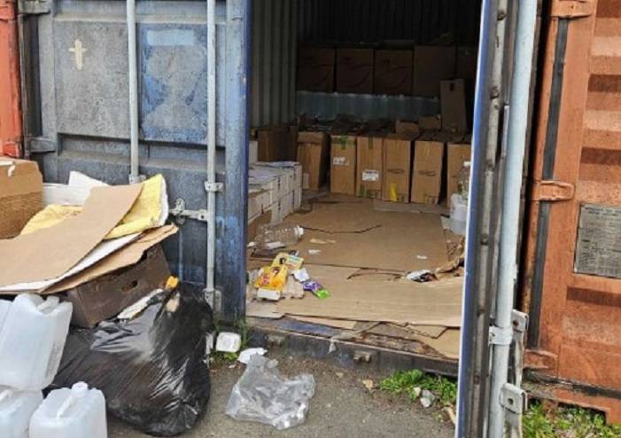Нелегальный алкоголь и табачная продукция изъяты из оборота во Владивостоке