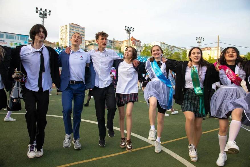 Еда, напитки и самокаты. Что еще запретят приносить на общегородской звонок во Владивостоке?