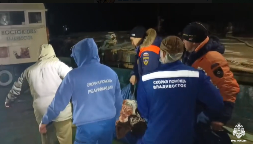 Потребовалась срочная эвакуация: спасательная операция прошла на острове Попова