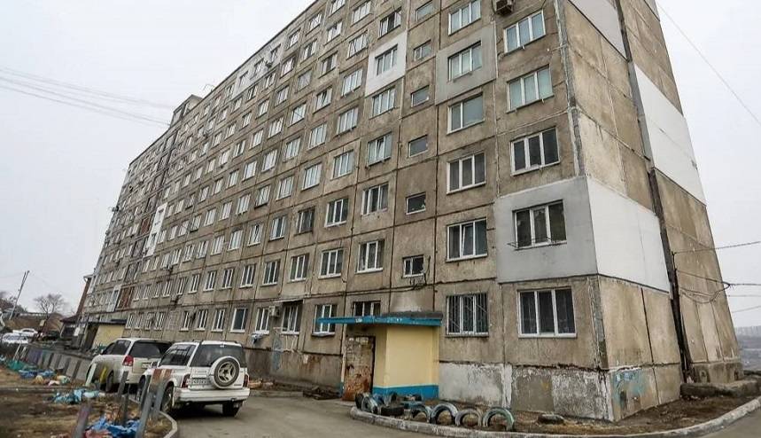 Угнанный авто развил "космическую" скорость на улице ночного города Угнанный авто развил "космическую" скорость на улице ночного города