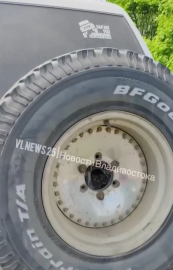 "Сюрприз" обнаружил мужчина в своем джипе в Приморье