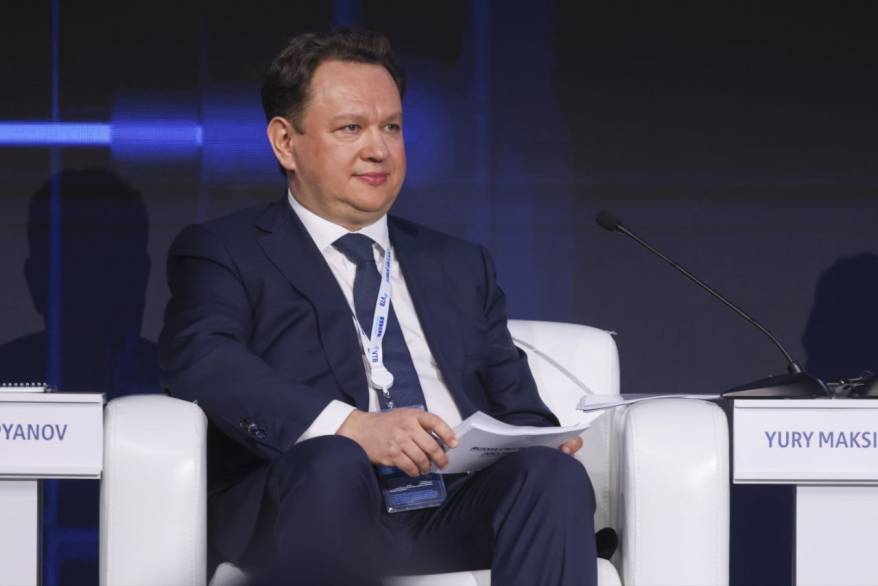 Дмитрий Пьянов: рубль ослабнет к концу года Дмитрий Пьянов: рубль ослабнет к концу года