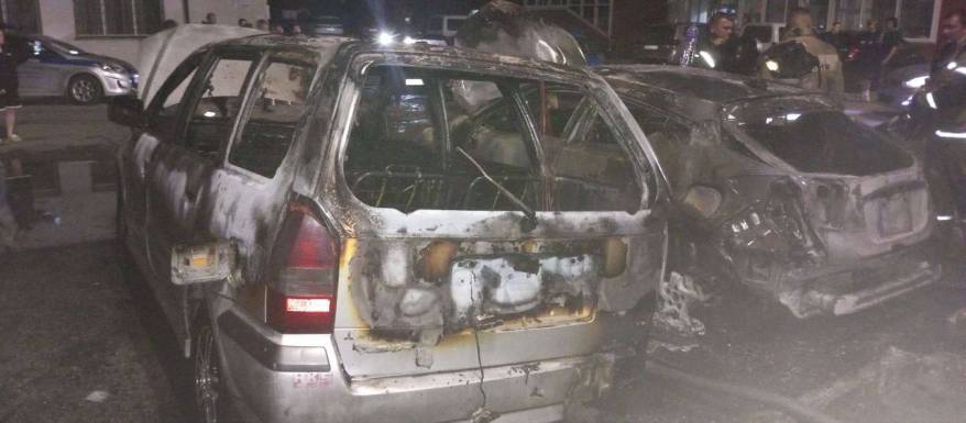 Три автомобиля сгорели минувшей ночью в Находке