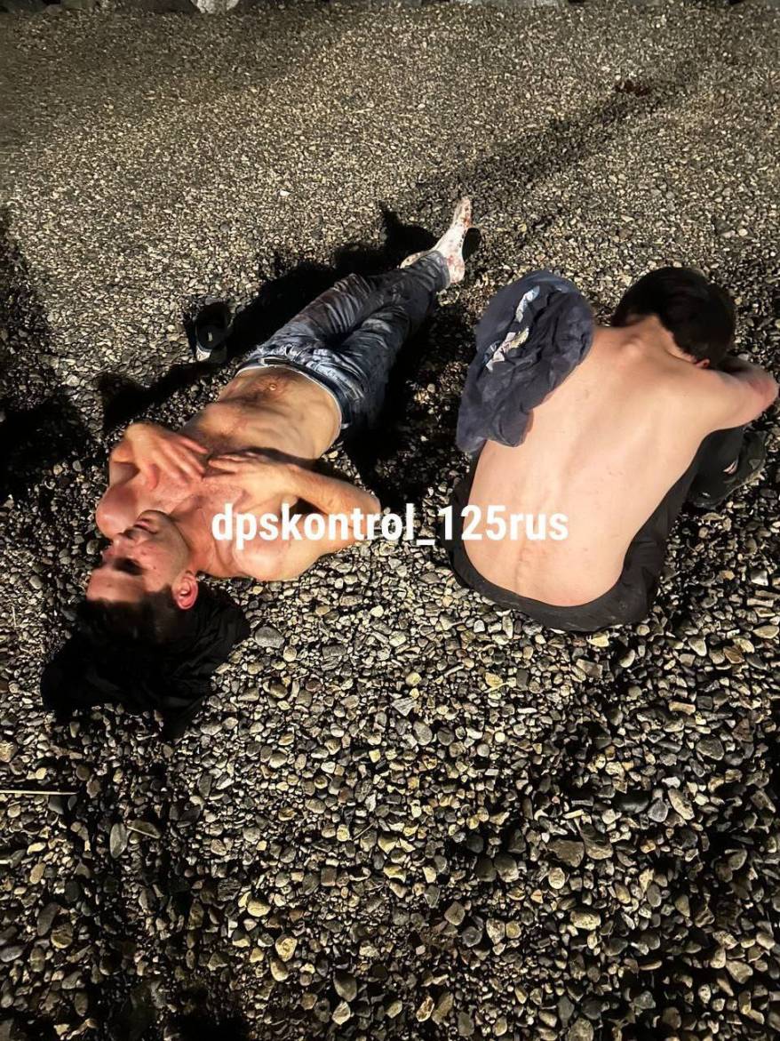 Полиция устанавливает личности участников банды, избившей двух парней во Владивостоке