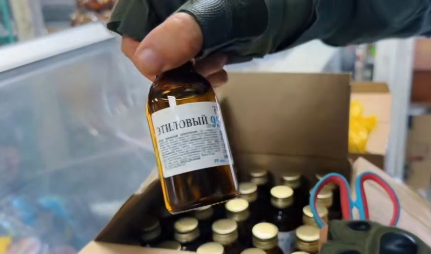 Полиция пресекла деятельность нелегального магазина алкоголя во Владивостоке