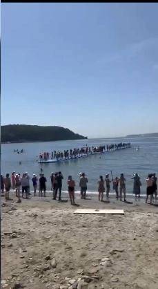 Во Владивостоке продают самый большой в мире сапборд по "бешеной" цене Во Владивостоке продают самый большой в мире сапборд по "бешеной" цене