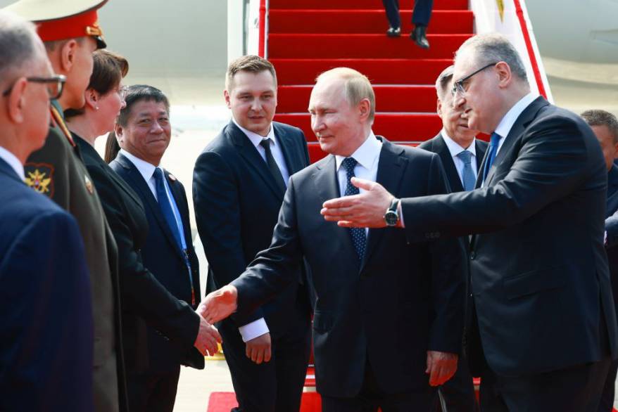 Владимир Путин прибыл в Китай
