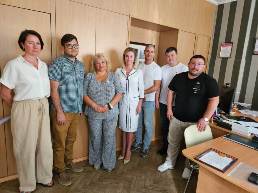 Приморские детские психологи провели прием в Запорожской области России