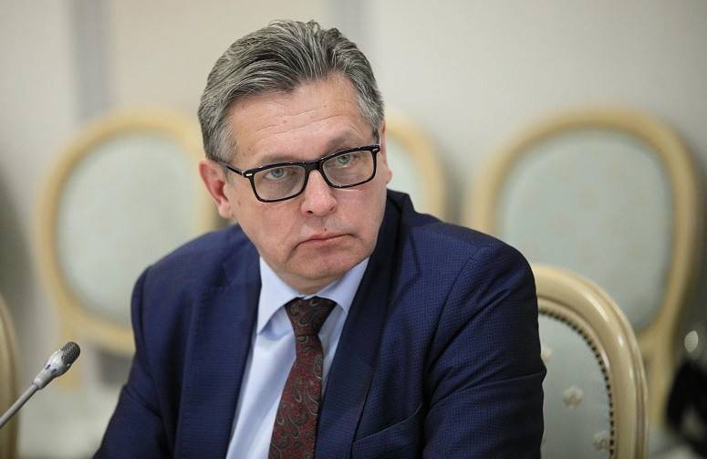 Рифат Сабитов: «Запуск каналов в МАХ для блогеров с аудиторией свыше 10 тысяч – важный шаг в развитии мессенджера как полноценной медиаплатформы»