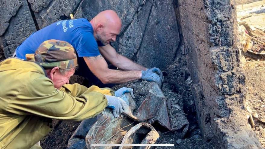 Мужчина пропал во время пожара в Приморье