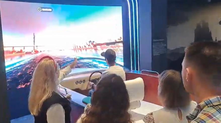 Онлайн-экскурсия по Национальному центру «Россия» во Владивостоке Онлайн-экскурсия по Национальному центру «Россия» во Владивостоке