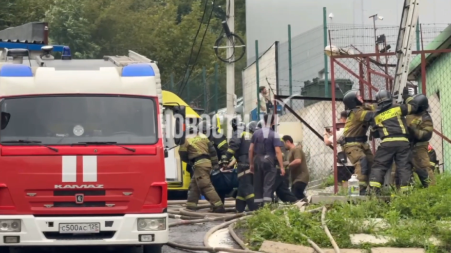 Мужчину, пострадавшего на пожаре во Владивостоке, спасти не удалось