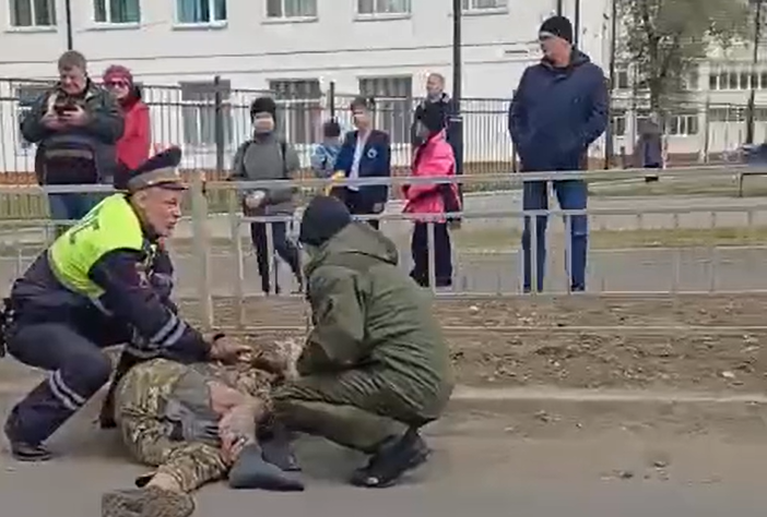 "Жестко влетел": байкер серьезно пострадал в ДТП в Приморье