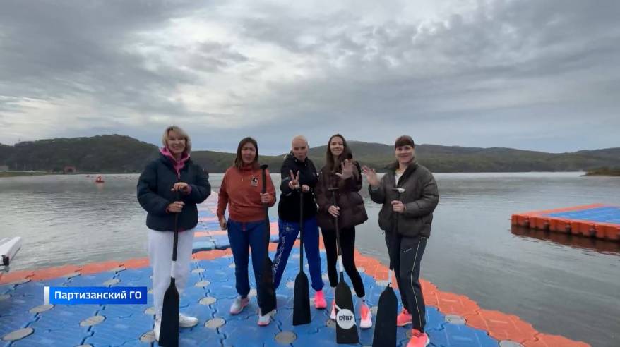 В Приморье управленцы в области спорта взяли в руки весла
