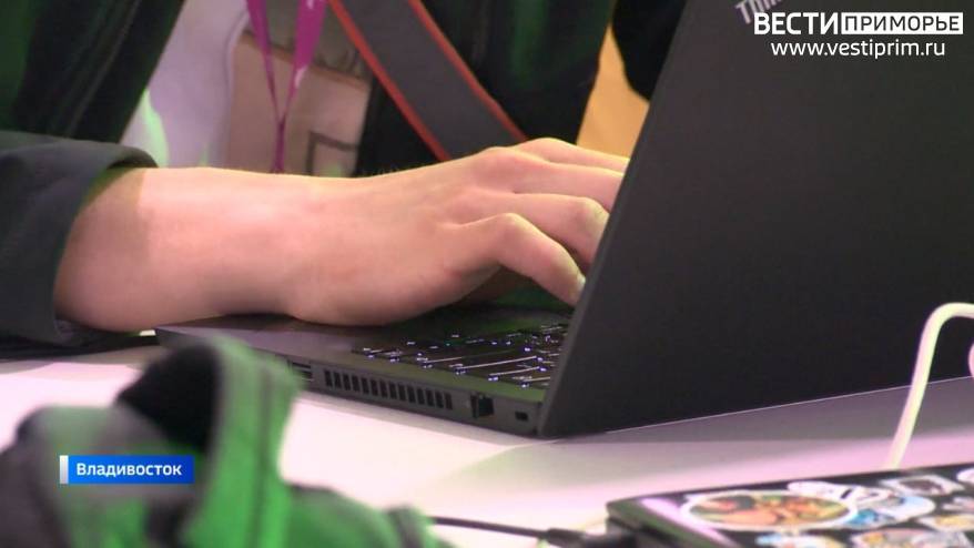 В Госдуме предложили разрешить гражданам работать на больничном