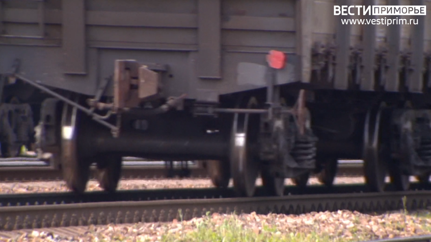 Поезд сошел с рельсов в Приморье