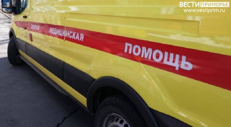Женщина обстреляла автомобиль скорой помощи в Приморье