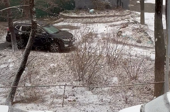 Снег пошел в Приморье: "скоро станет интересно" - предупреждает народный синоптик