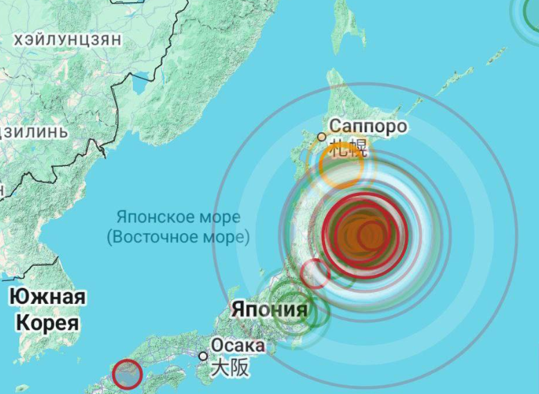 Возможно цунами: сильные толчки землетрясения происходят у побережья Японии