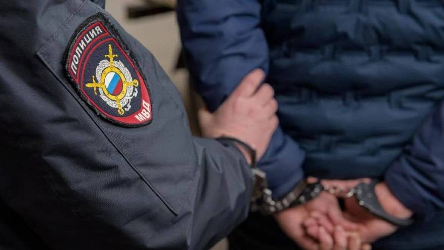 Полиция озвучила подробности задержания мужчины с ножом во Владивостоке