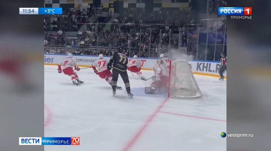 ХК «Адмирал» завершает третью домашнюю серию регулярного чемпионата КХЛ