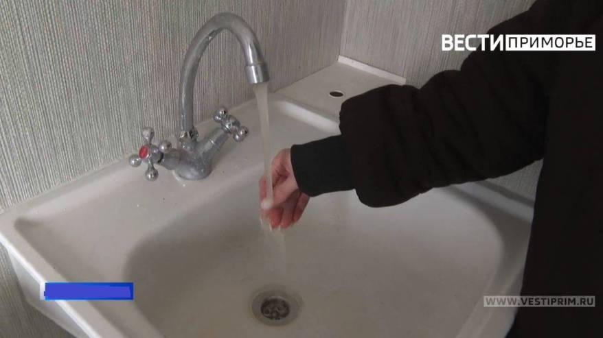 Делаем запасы: часть Владивостока останется без холодной воды