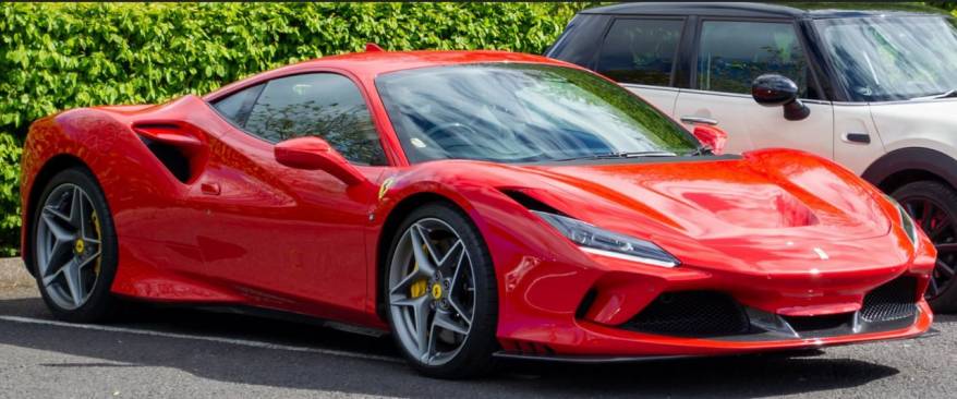 Житель Приморья заплатит налог на Ferrari более 320 тысяч рублей