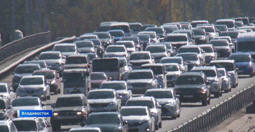 "36 минут терпения": гигантская пробка сковала трафиковый участок трассы в Приморье
