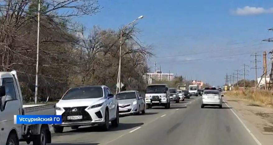 Многокилометровые пробки: жители Уссурийска плачут от безысходности