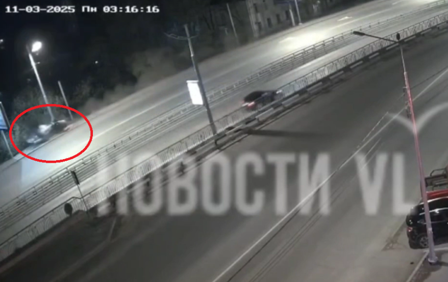 "Какой ужас, скорость бешеная": момент страшного ДТП во Владивостоке попал на видео