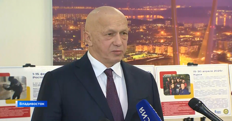 Юрий Трутнев провел совещание по нацпроектам, встретился с бизнеменами и молодежью в Приморье