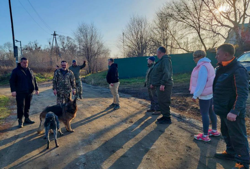 Подросток вышел из машины и исчез: мэр Партизанска лично участвует в поисковой операции