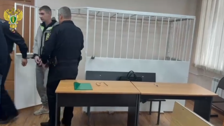 Дерзкое нападение на полицейского в Приморье: фигурант заключен под стражу