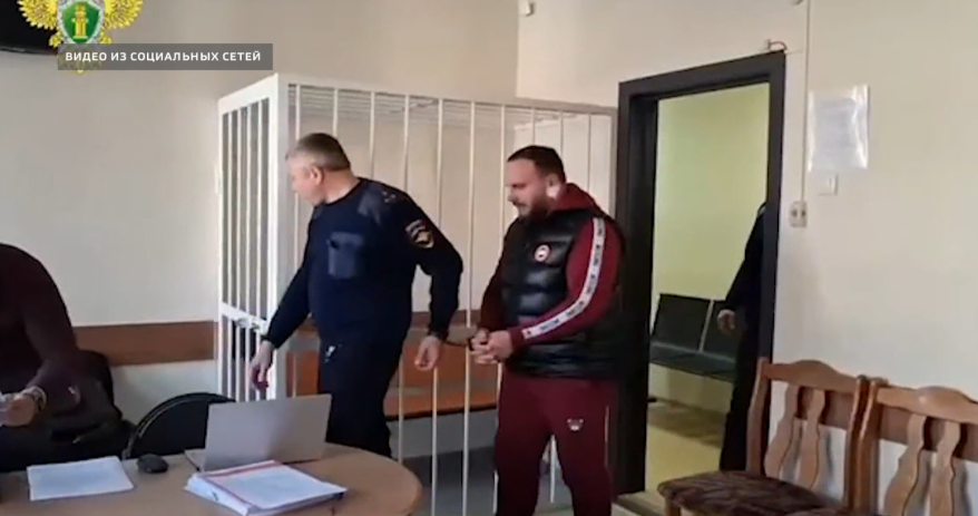 В Приморье мошенники обманули 20 ветеранов СВО