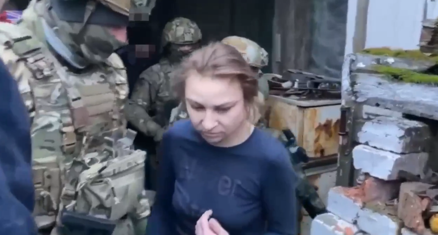 Иностранные спецслужбы толкают российских граждан на измену и шпионаж