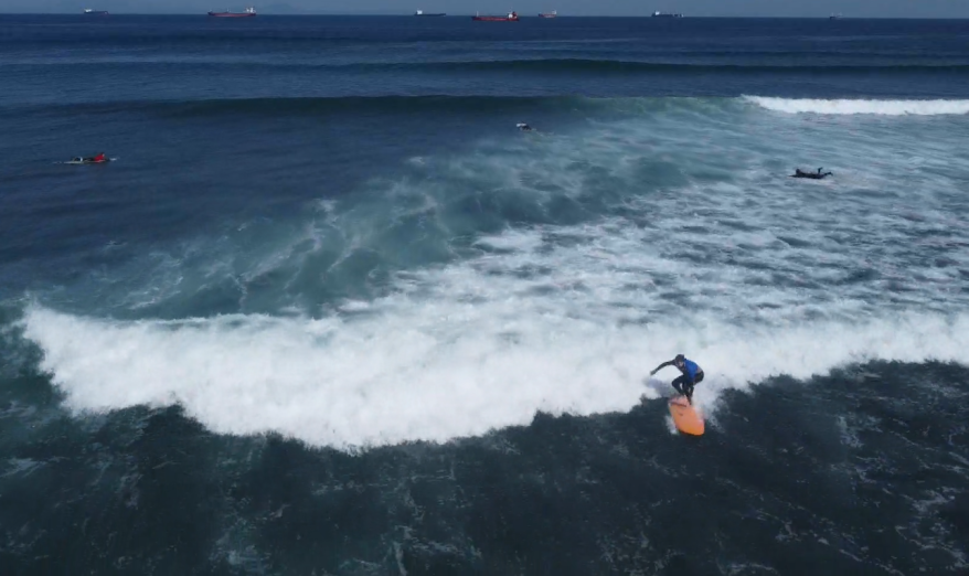 Какие сюрпризы приготовил океан участникам Кубка Приморья по серфингу? Интервью