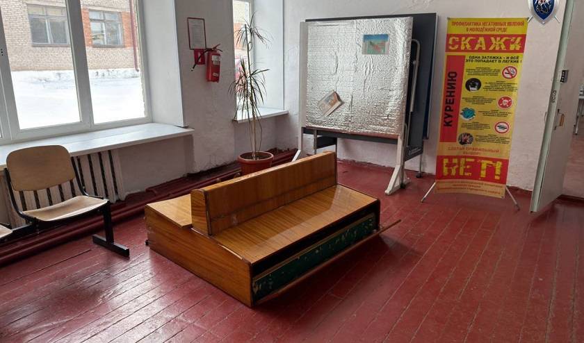 Пианино рухнуло на школьника в Приморье