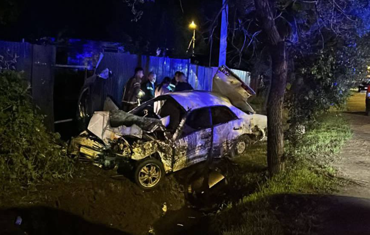 Пьяные покатушки пятерых леди на "Марке" в Приморье обернулись трагедией