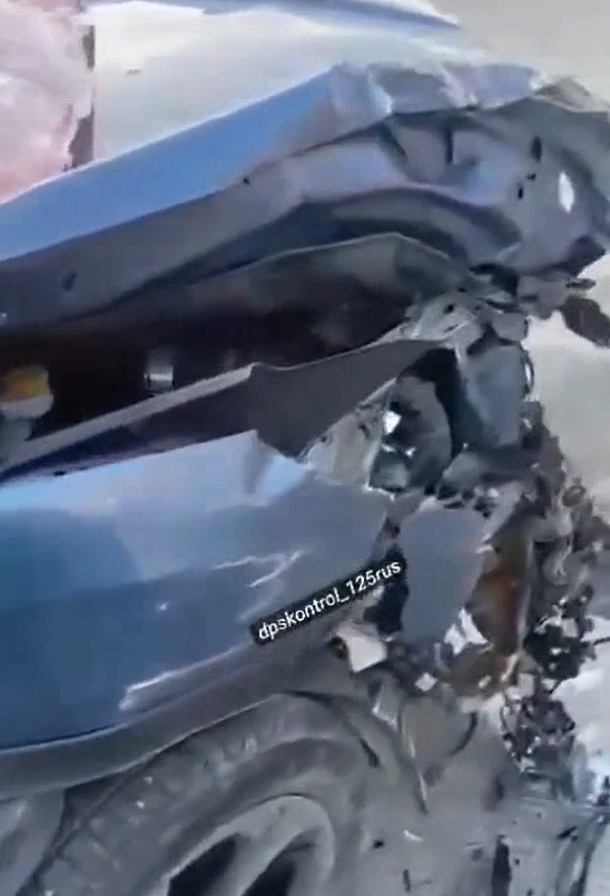 "Так разворотить тачку": жесткое ДТП во Владивостоке