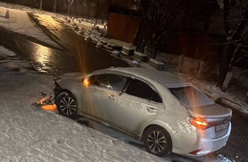 Полиция Владивостока ищет автохама, угрожавшего гражданам