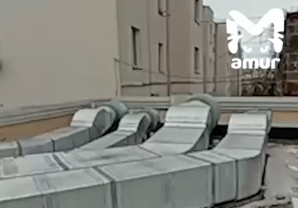 "Это пытка": жильцы многоквартирного дома во Владивостоке уже год живут в аду