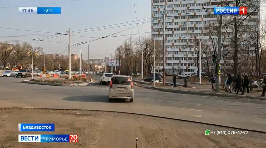 Новый контролер светофоров подключили на перекрестке с улицей Русской во Владивостоке